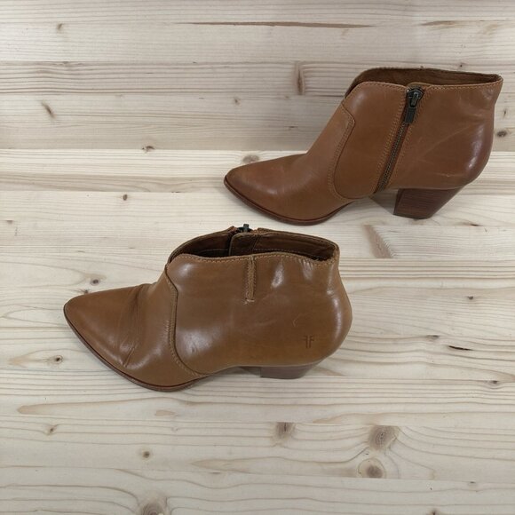 Frye Jennifer Ankle Booties Women Sz 7 Brown Leather Pointed Toe Western Boho - Picture 6 of 13